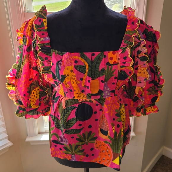 Farm Rio Pop Leopards Blouse Size Small NWT Valentine's Spring Beach Vacay - Picture 13 of 16